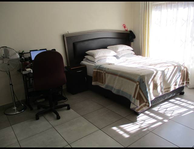 2 BEDROOM APARTMENT FOR SALE IN FLORIDA